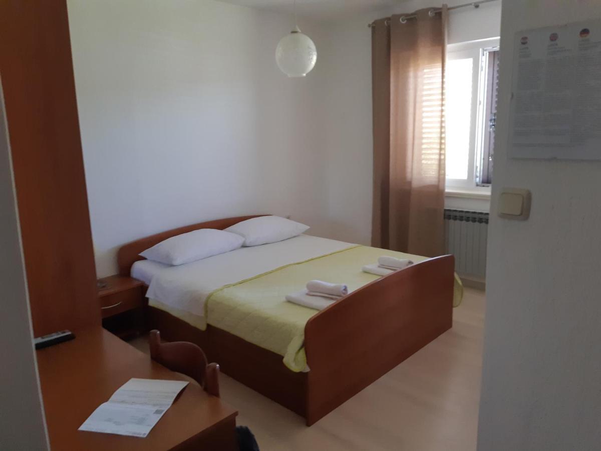 Double Room Jakisnica 4160D Лун Экстерьер фото